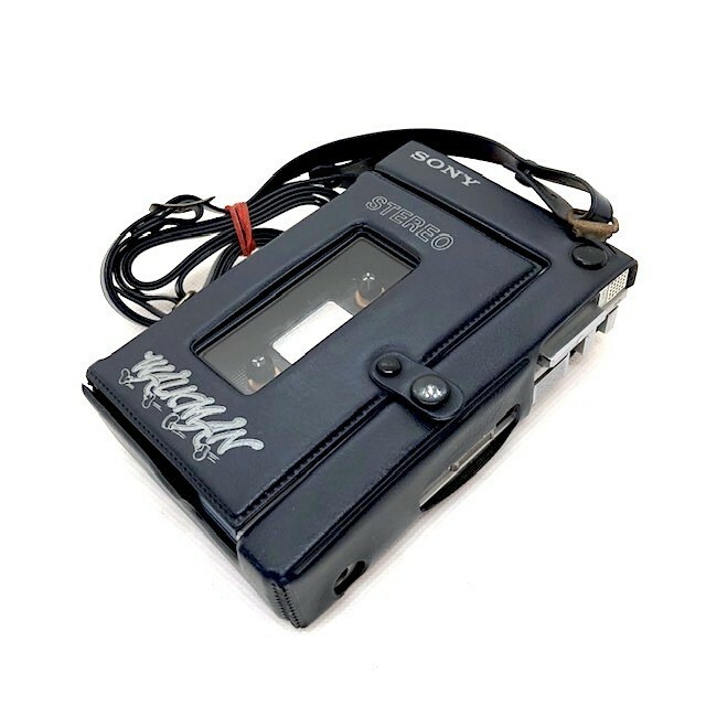 Sony Walkman TPS-L2, Case & Headphones in full working order