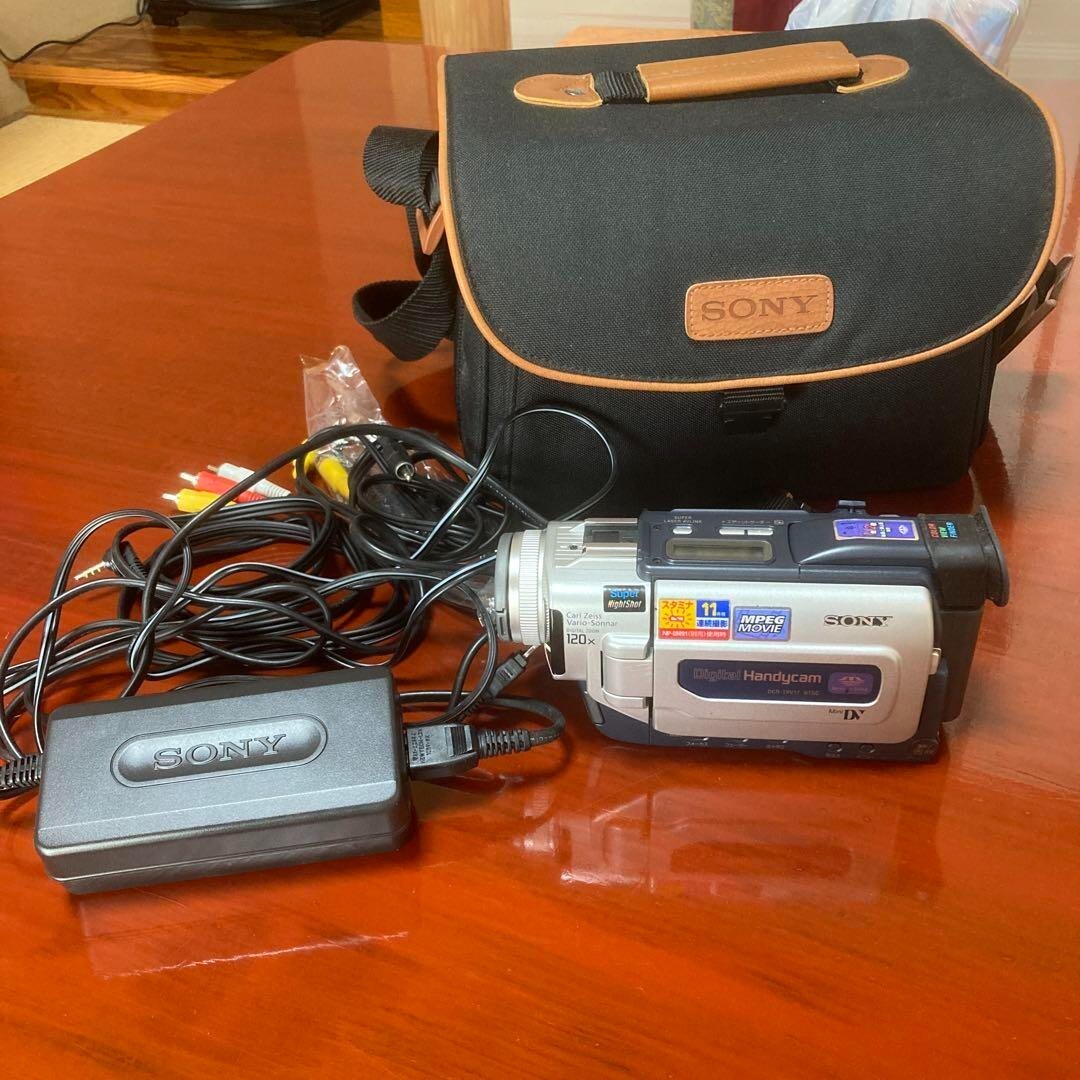 Sony DCR-TRV 17 Digital Handicam Tested Works Read Description