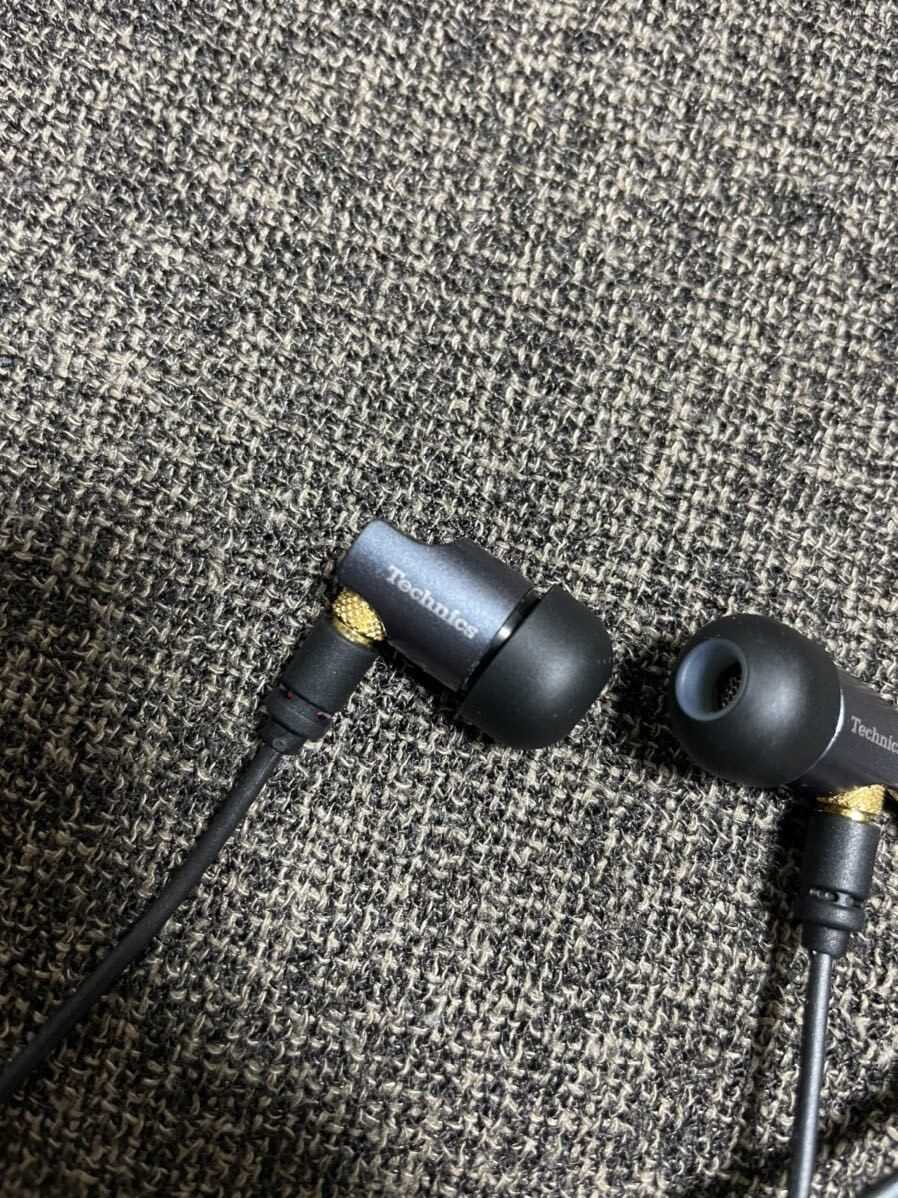 Technics EAH-TZ700 Premium in- Ear Monitors IEM, High-Fidelity