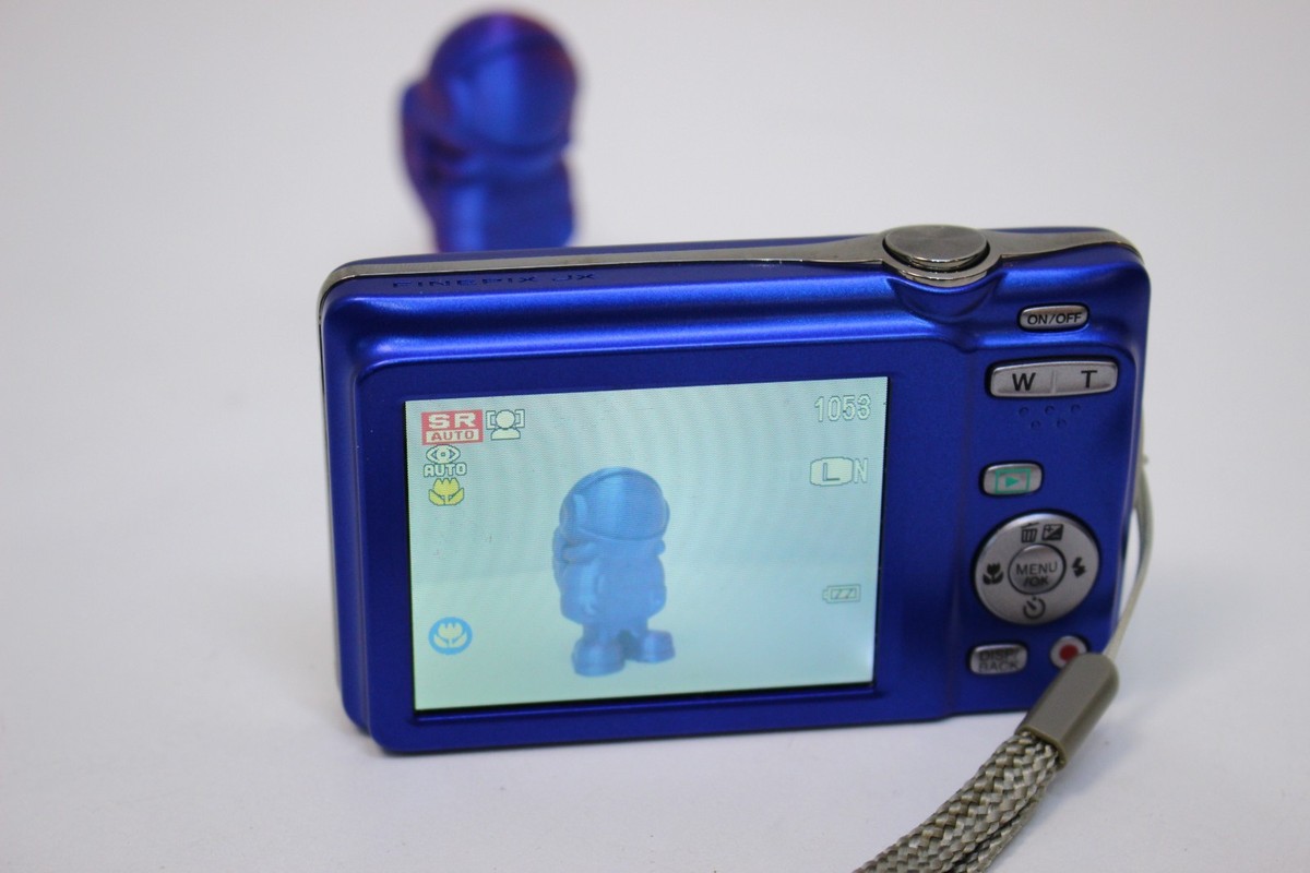 Fujifilm FinePix JX500 14.0MP Blue with 4gb SD, Tested Works Well