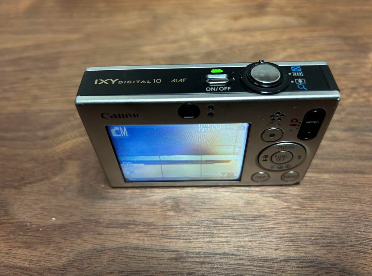 Canon IXY Digital 10 7.1MP Digital Camera - Silver for sale online