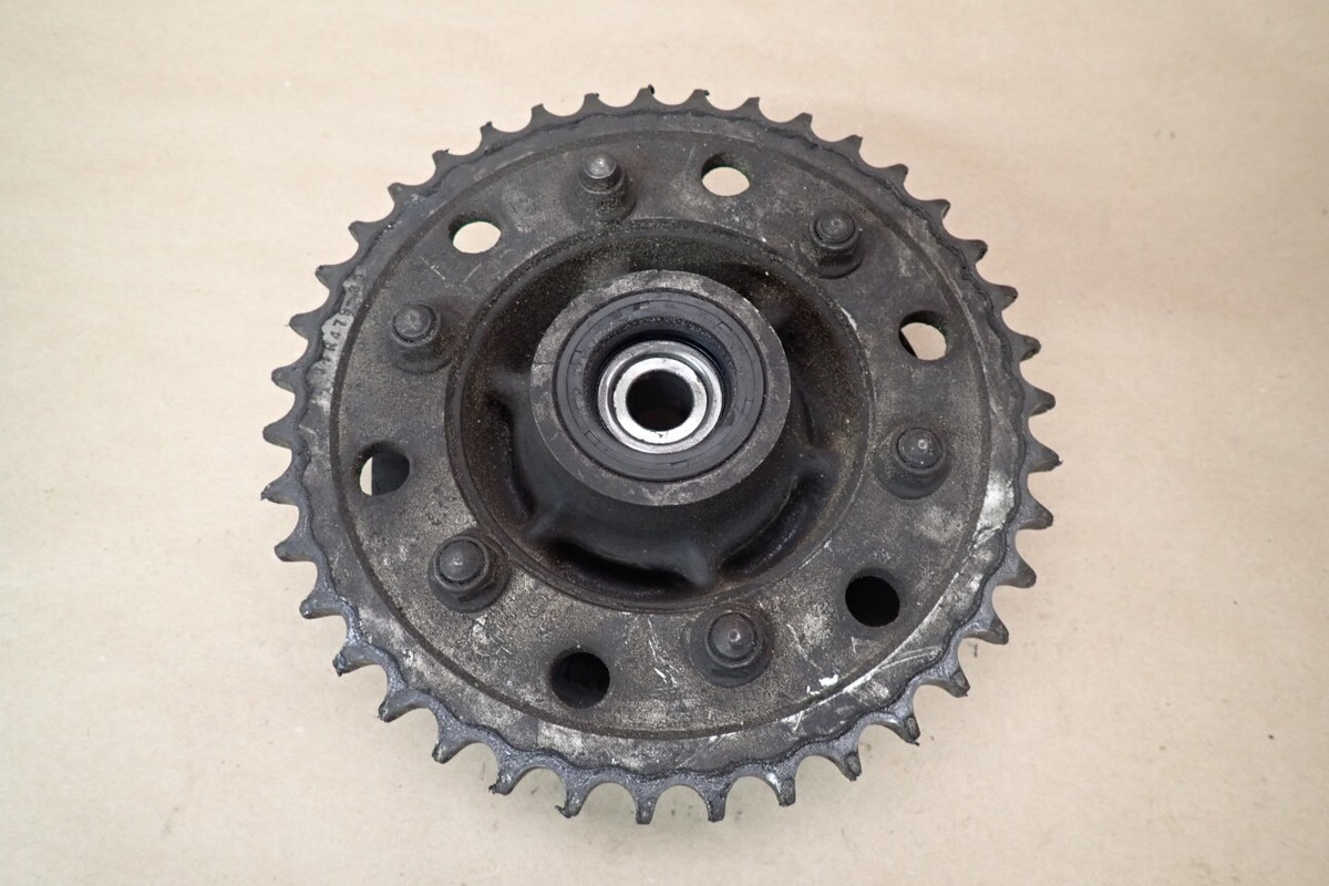 1991 KAWASAKI NINJA ZX6 ZX600 C REAR WHEEL DRIVE HUB SPROCKET GEAR
