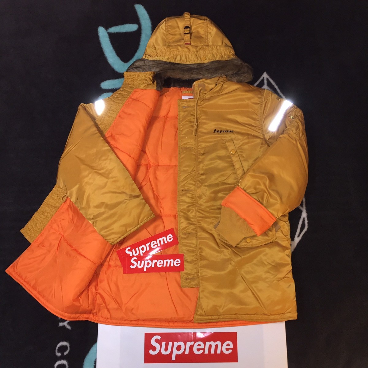 SUPREME REFLECTIVE CROSS N-3B PARKA (XL) (YELLOW) FW17 NUPTSE