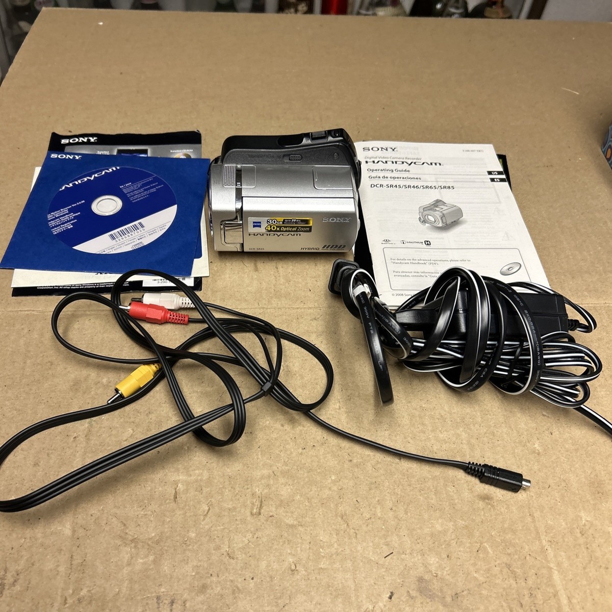 Sony DCR-SR45 Handycam Digital Video Camcorder 40x/30GB Tested No