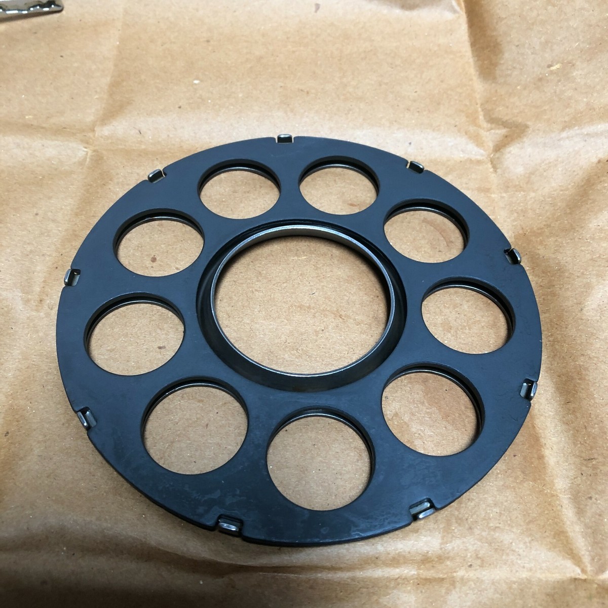 0788806 0788807 PLATE RETAINER FITS HITACHI ZX200 ZX230 ZX240