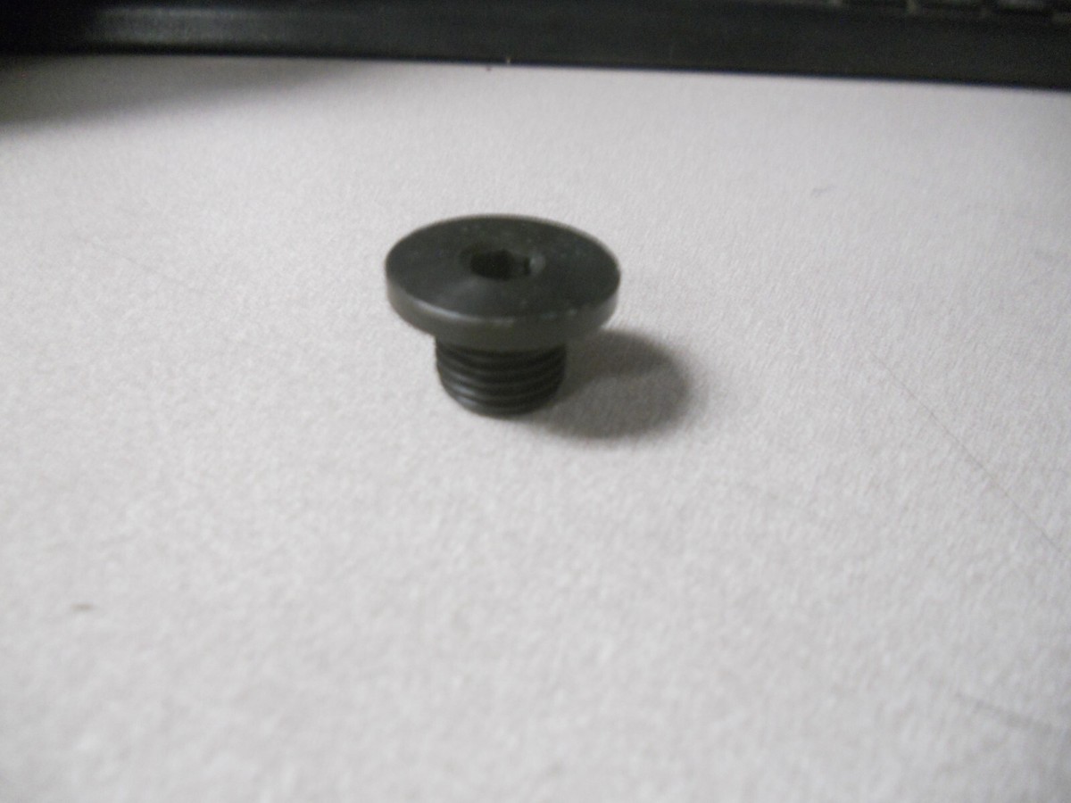 NOS Kawasaki OEM Plug 1985-1997 ZX600 1985-1986 ZX750 1984-1993