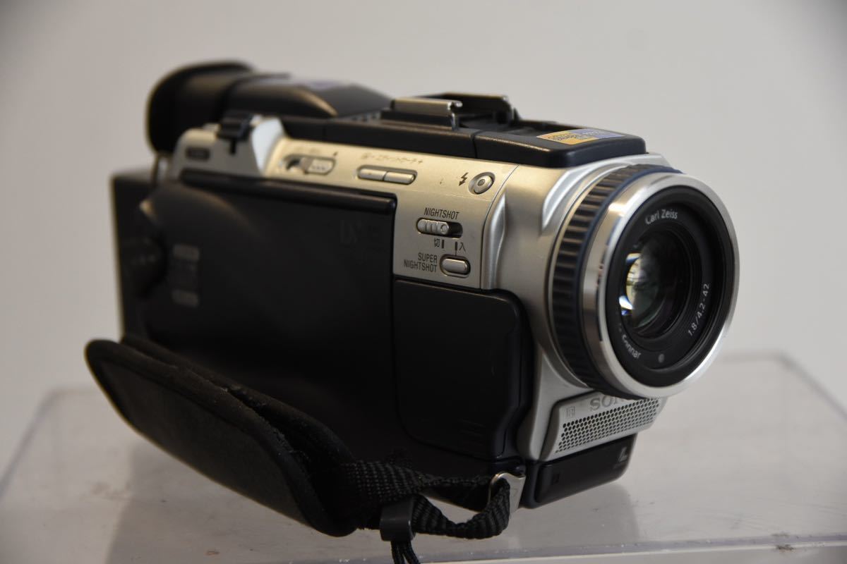 Sony Handycam DCR-TRV30 Camcorder Record Transfer Mini DV Tapes