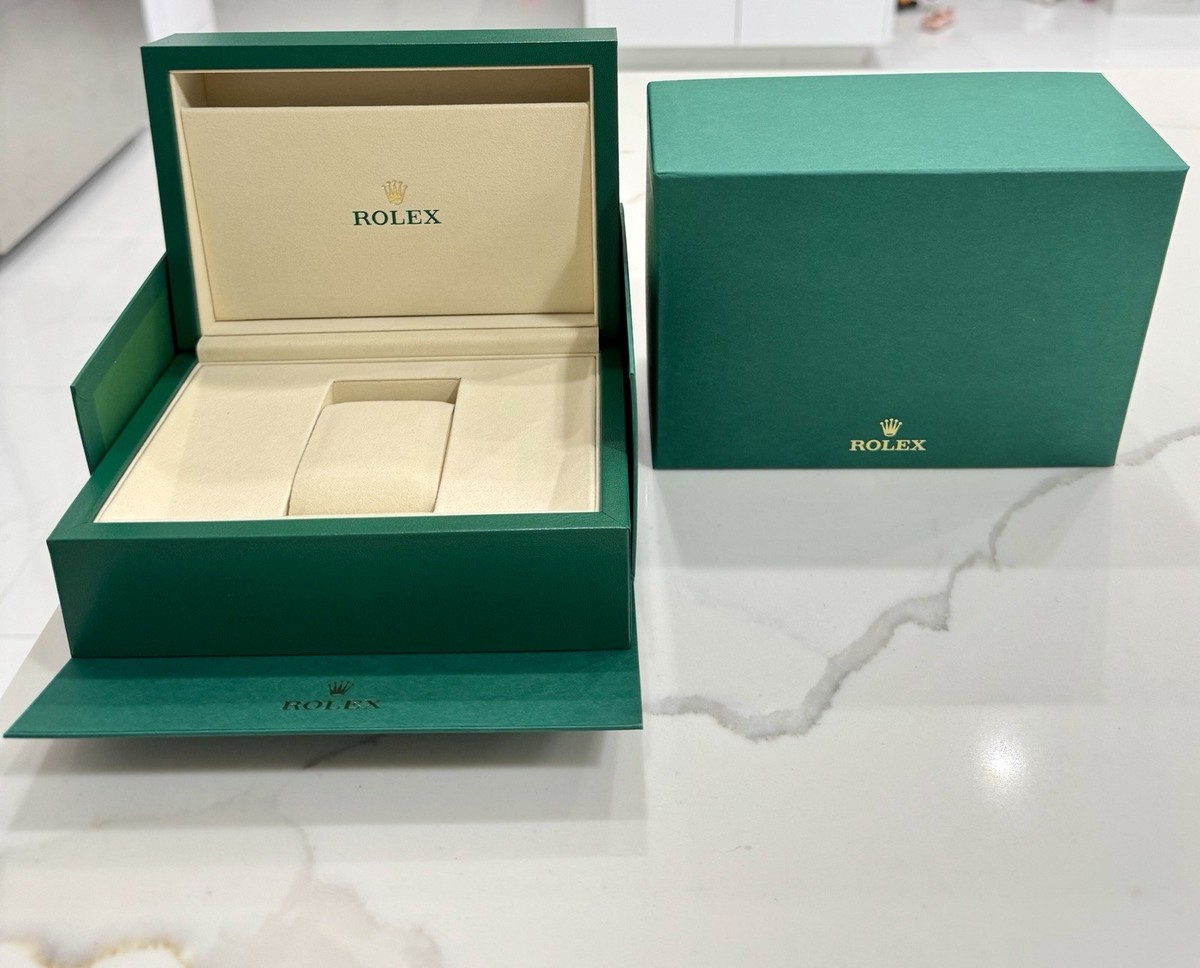 Authentic NEW STYLE 2025 ROLEX Watch Box Medium Size 53491.04