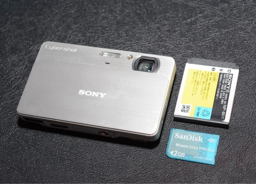 N Mint w/Pouch] SONY Cyber-shot DSC-T700 Silver Digital Camera