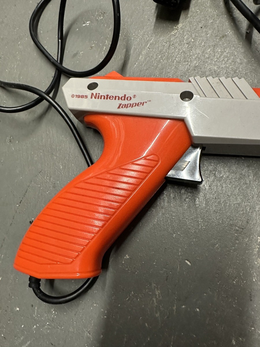 1985 Nintendo NES Zapper Duck Hunt Gun NES-005 Orange Untested | eBay