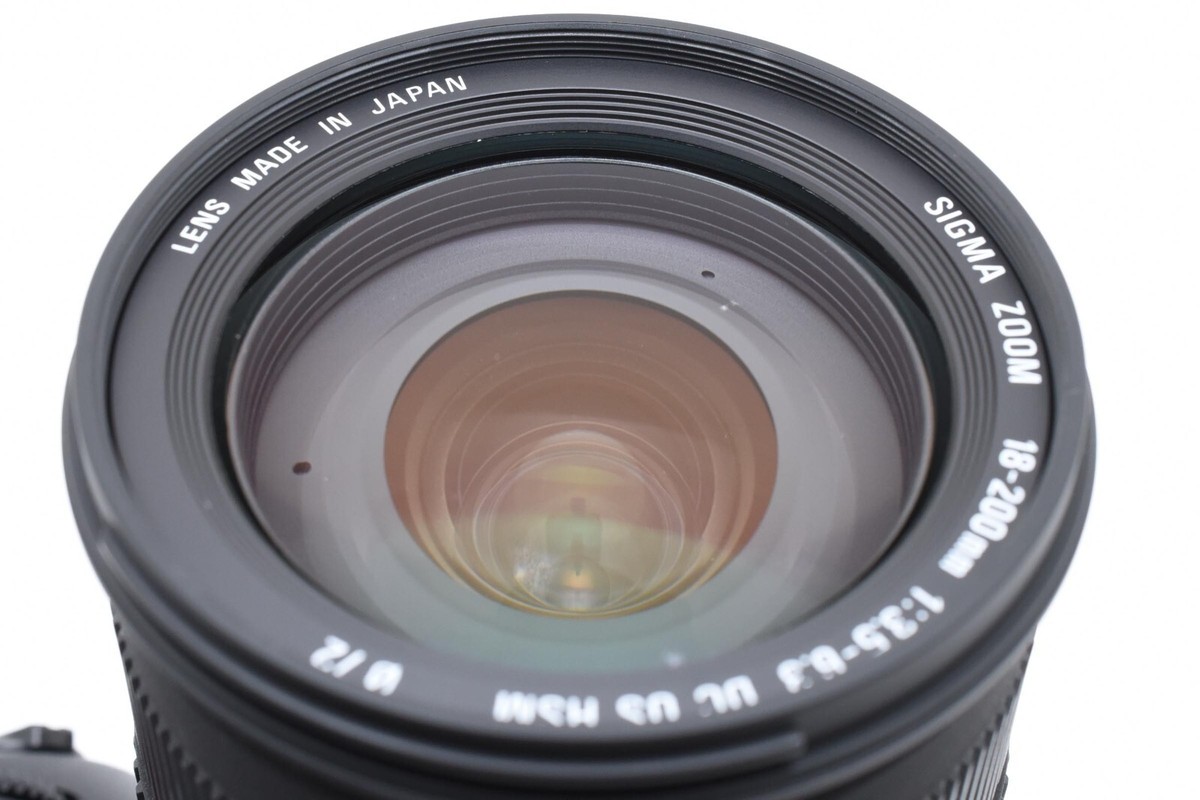 Near MINT] Nikon D70 6.1MP +SIGMA 18-200mm F3.5-6.3 Shutter count