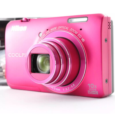Nikon COOLPIX S6300 16.0MP Compact Digital Camera 10X Optical Zoom