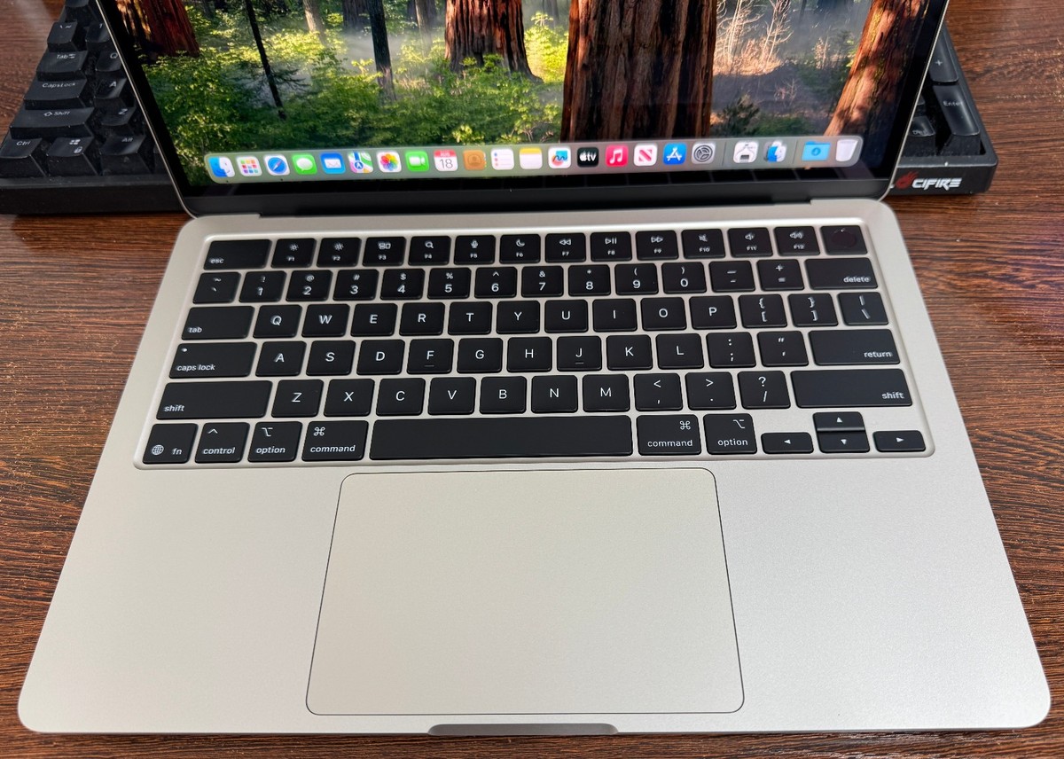 ジャンク】MacBook Air 13インチ M4 16GB/512GB 水没 Apple - MacBook