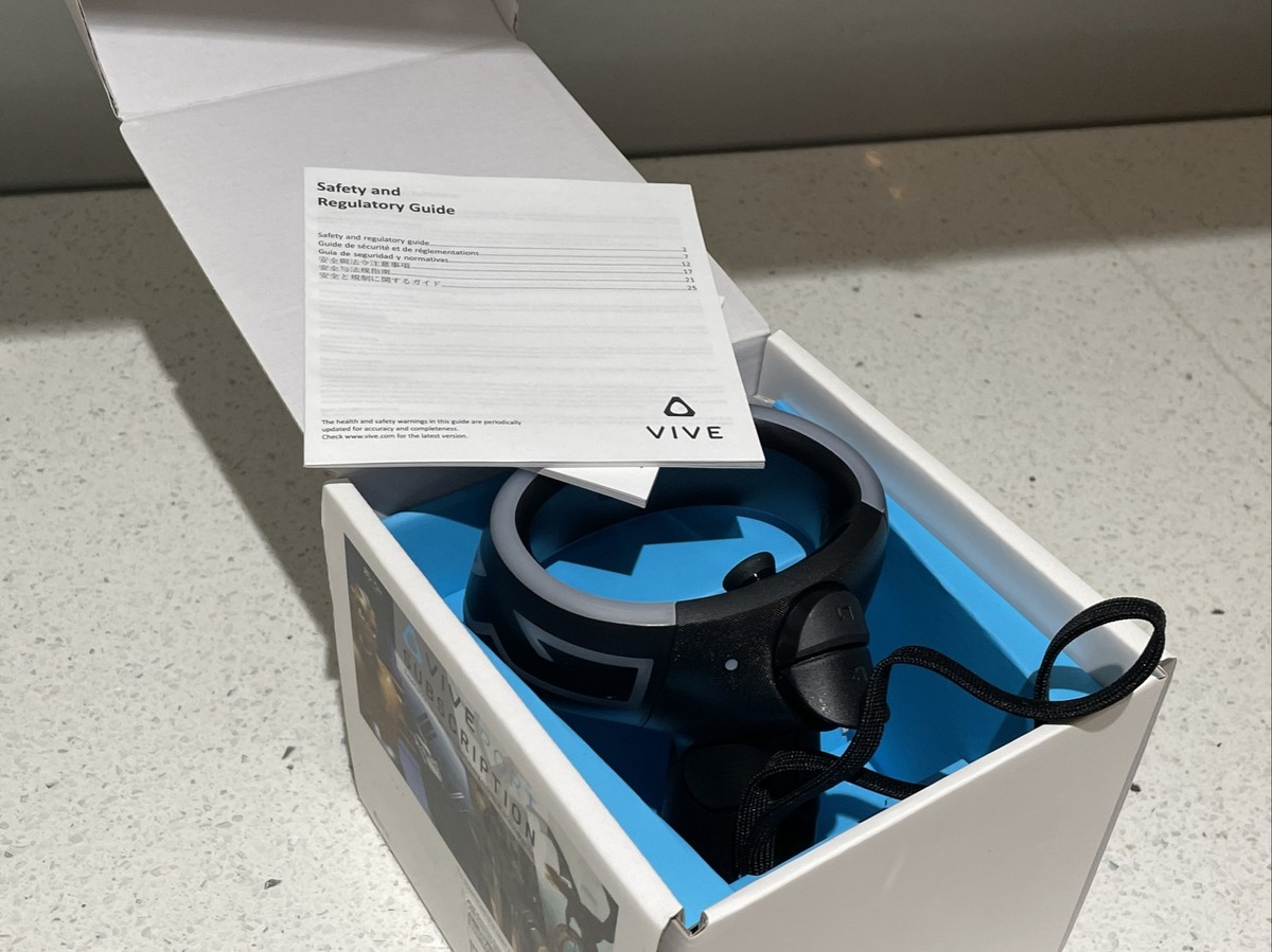 HTC Vive Cosmos Left VR controller wireless HTC Vive Cosmos Left