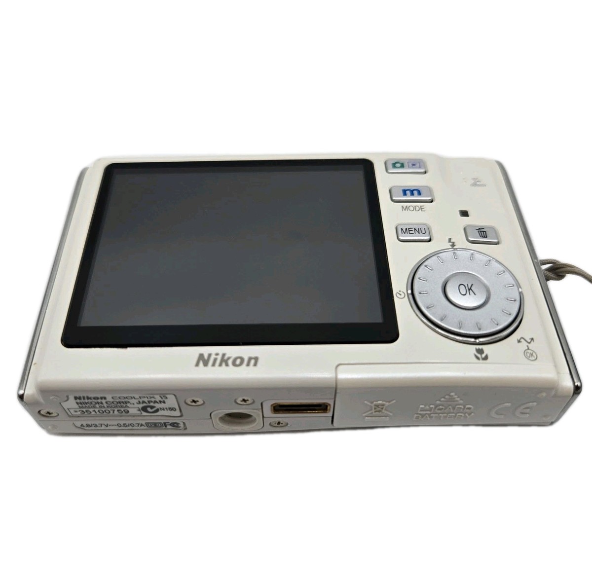 Nikon Coolpix S5 6MP Digital Camera 3x Optical Zoom w/Charger