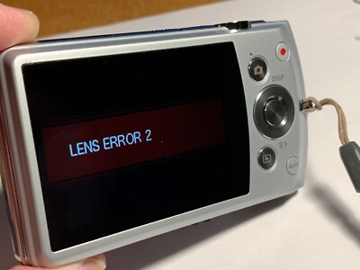 Casio Exilim EX-S200 14.1 MP Digital Camera + Works But Issue