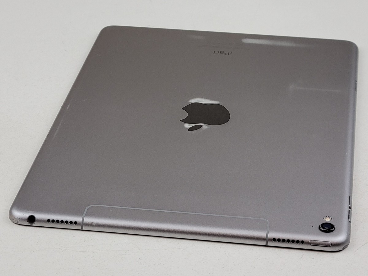 Apple iPad Pro 1st Gen. (A1674) 32GB, Wi-Fi + 4G (Unlocked) 9.7