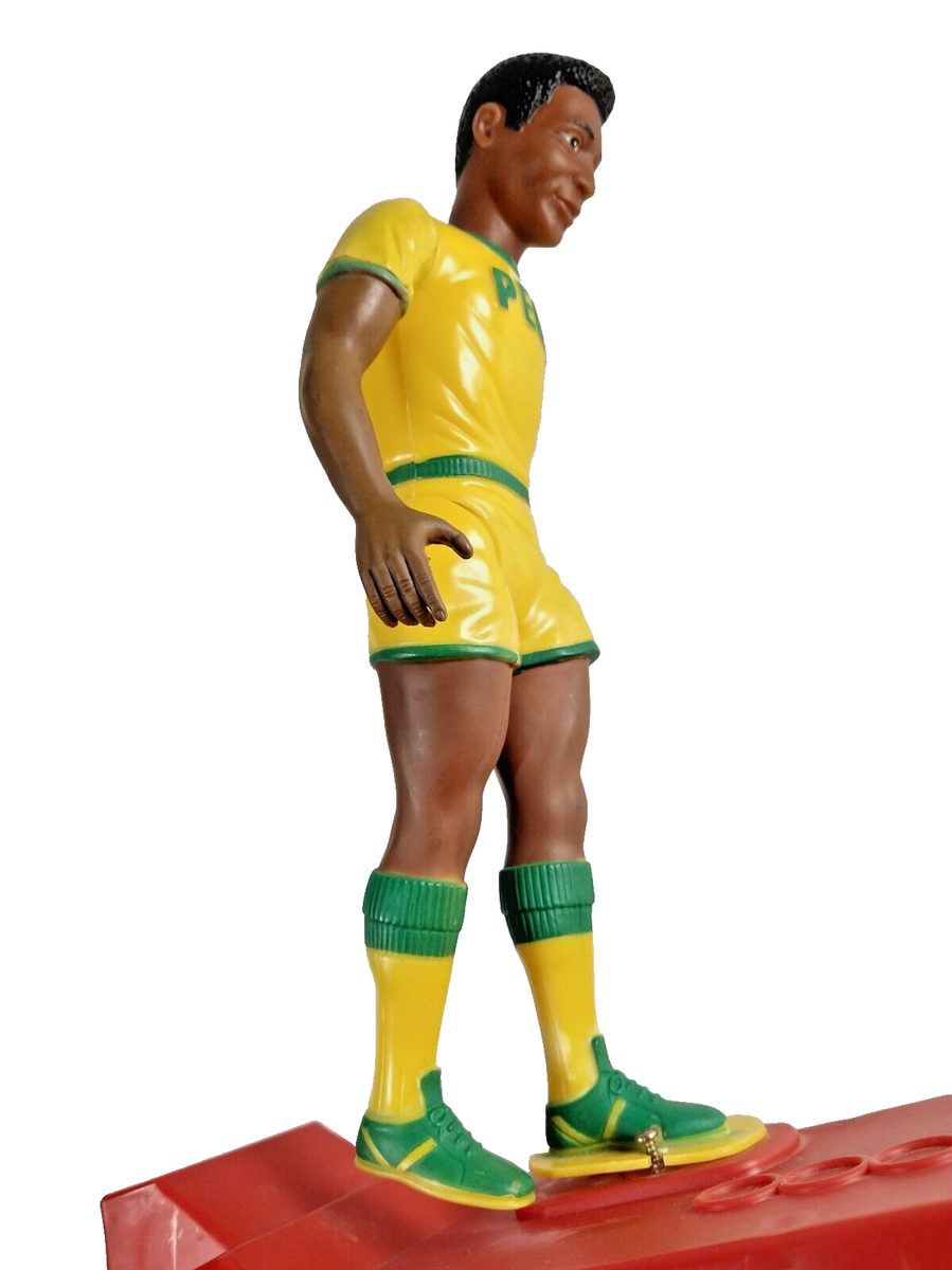 Pelé Vintage 1974 Big Kick Soccer Figure 10