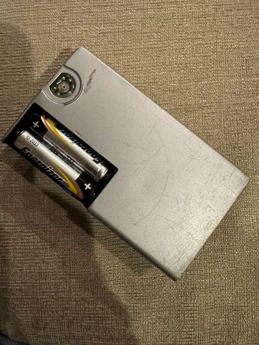 Toshiba KT-AS10 Walky portable radio/cassette player stereo Silver