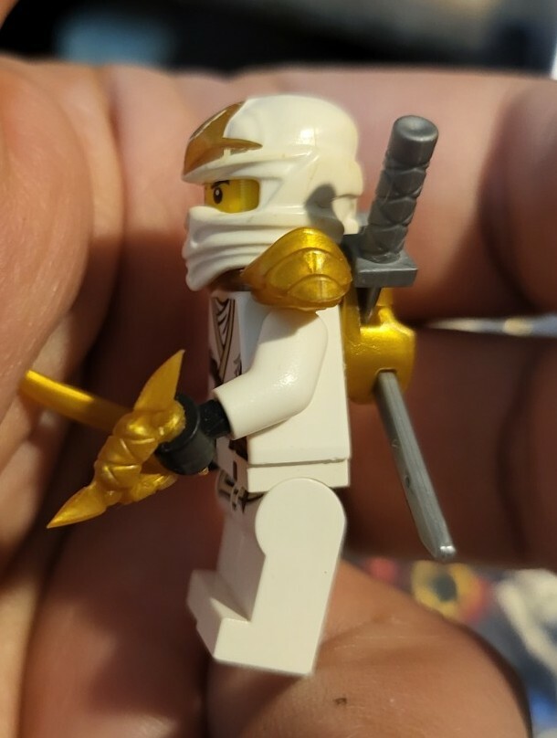 Lego Ninjago ZANE ZX Shoulder Armor Minifig 9445 9449 9440 9554