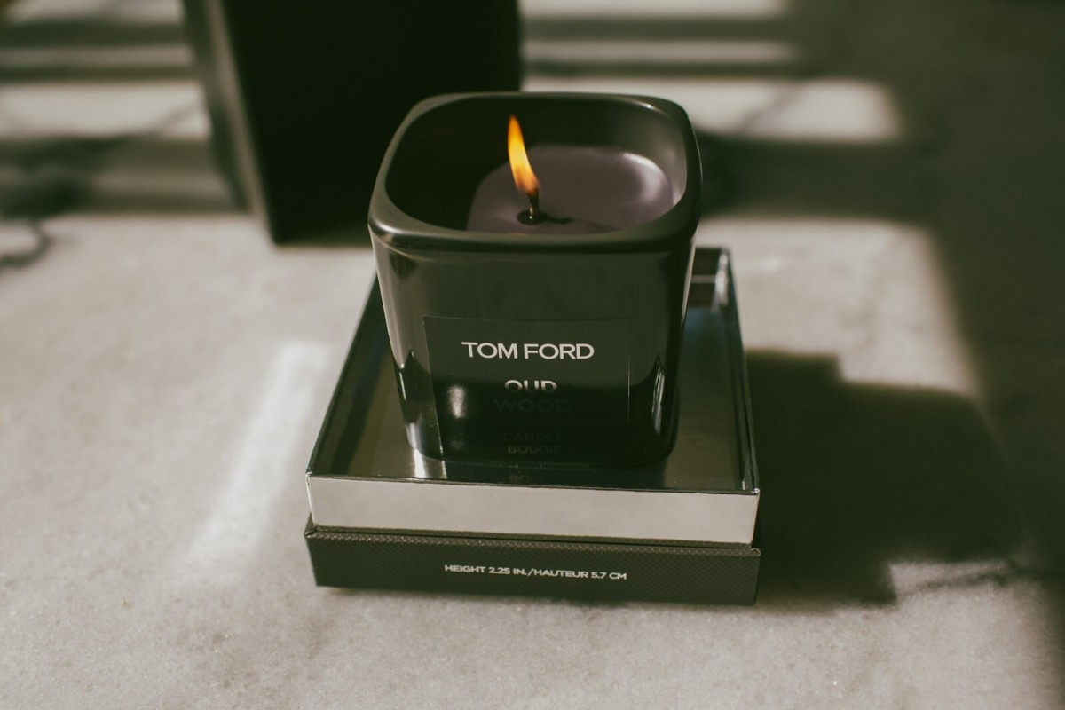 Tom Ford Oud Wood Candle Bougie 7 0z. Made in UK. New In Sealed