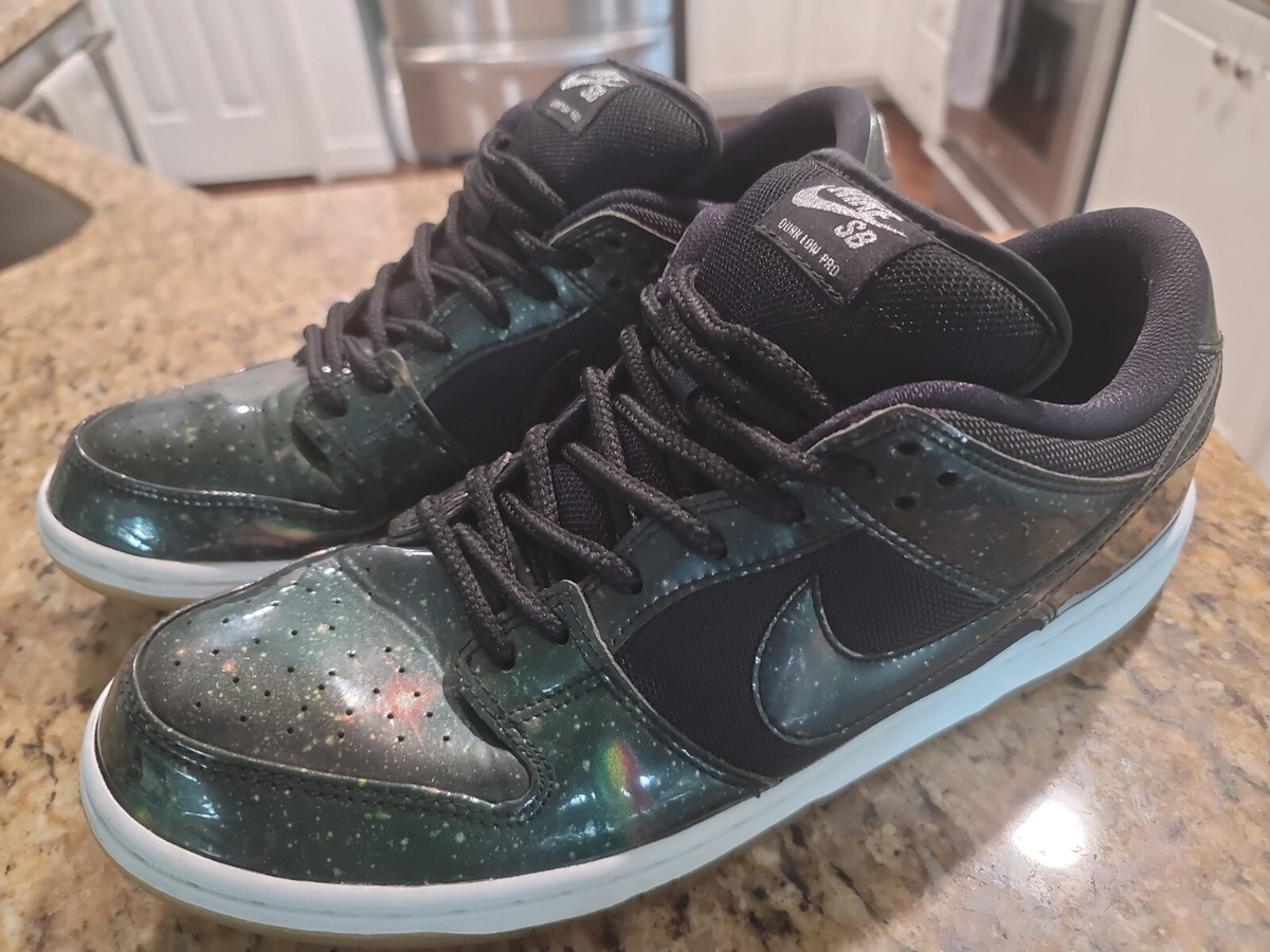 Nike SB Dunk Low Green Galaxy 420 Intergalactic 883232 001 Mens