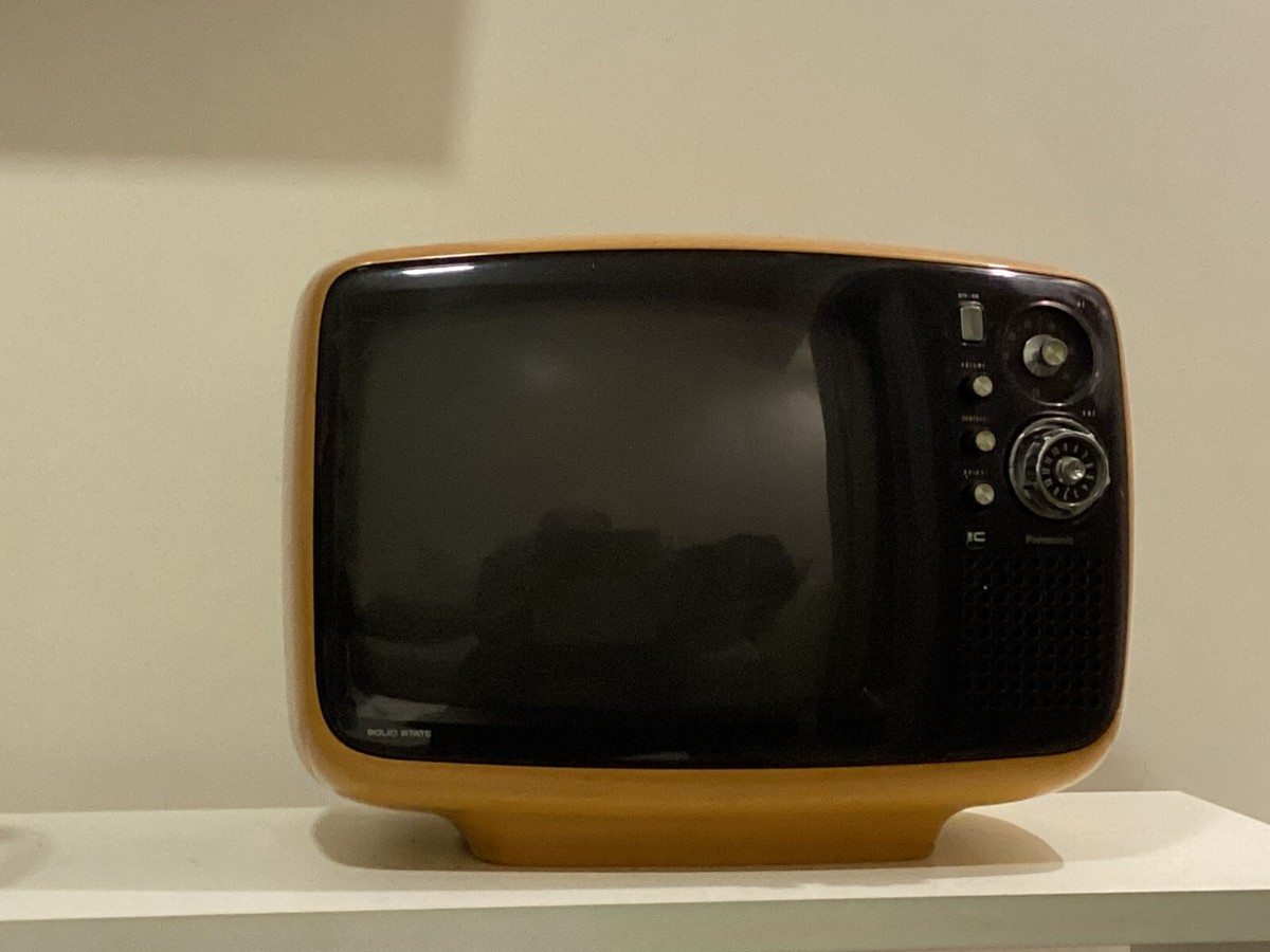 PANASONIC TR-542A SOLID STATE TV 1970s SPACE AGE OCHRE | eBay