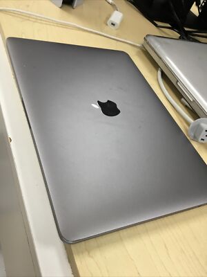 MacBook Pro 13” Touchbar 2016 Chinese Keyboard i5 8GB 256GB SSD | eBay