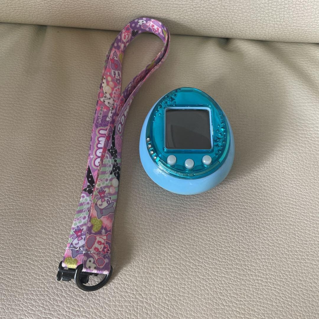 Tamagotchi iD L Version Blue Color BANDAI Limited idl Digital Pet