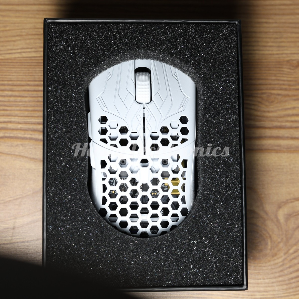 Finalmouse ULX Frostlord Small x/10,000 Limited Edition - New