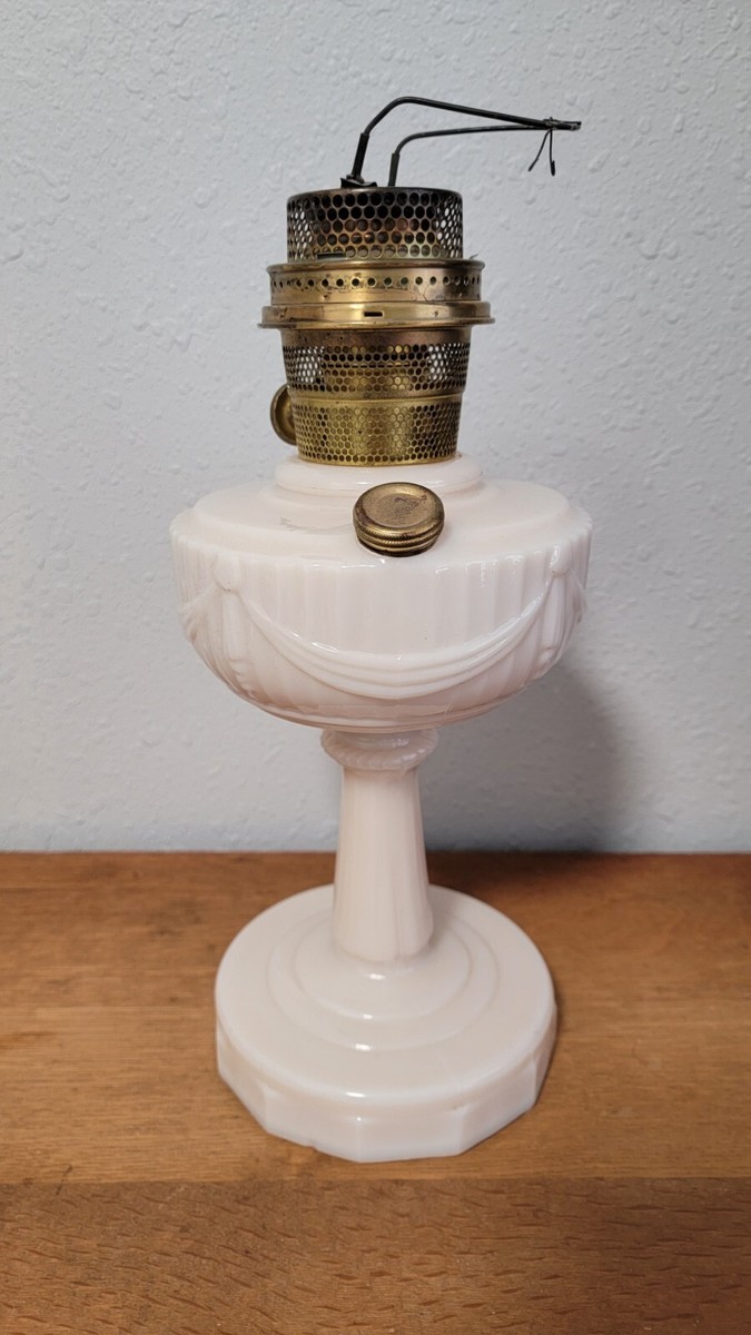 Vintage 1940s Aladdin Tall Lincoln Drape Pink Alacite Glass