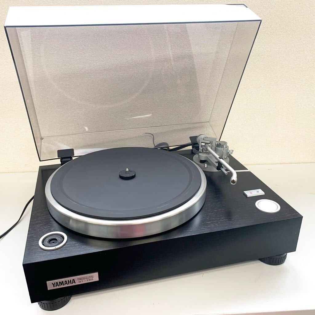 Yamaha GT-750 Record Player Turntable Direct Drive Audio equipment