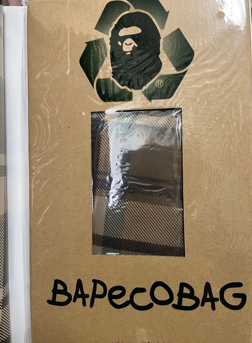 A BATHING APE 2007 With appendix Sticker/eco bag japan magazine