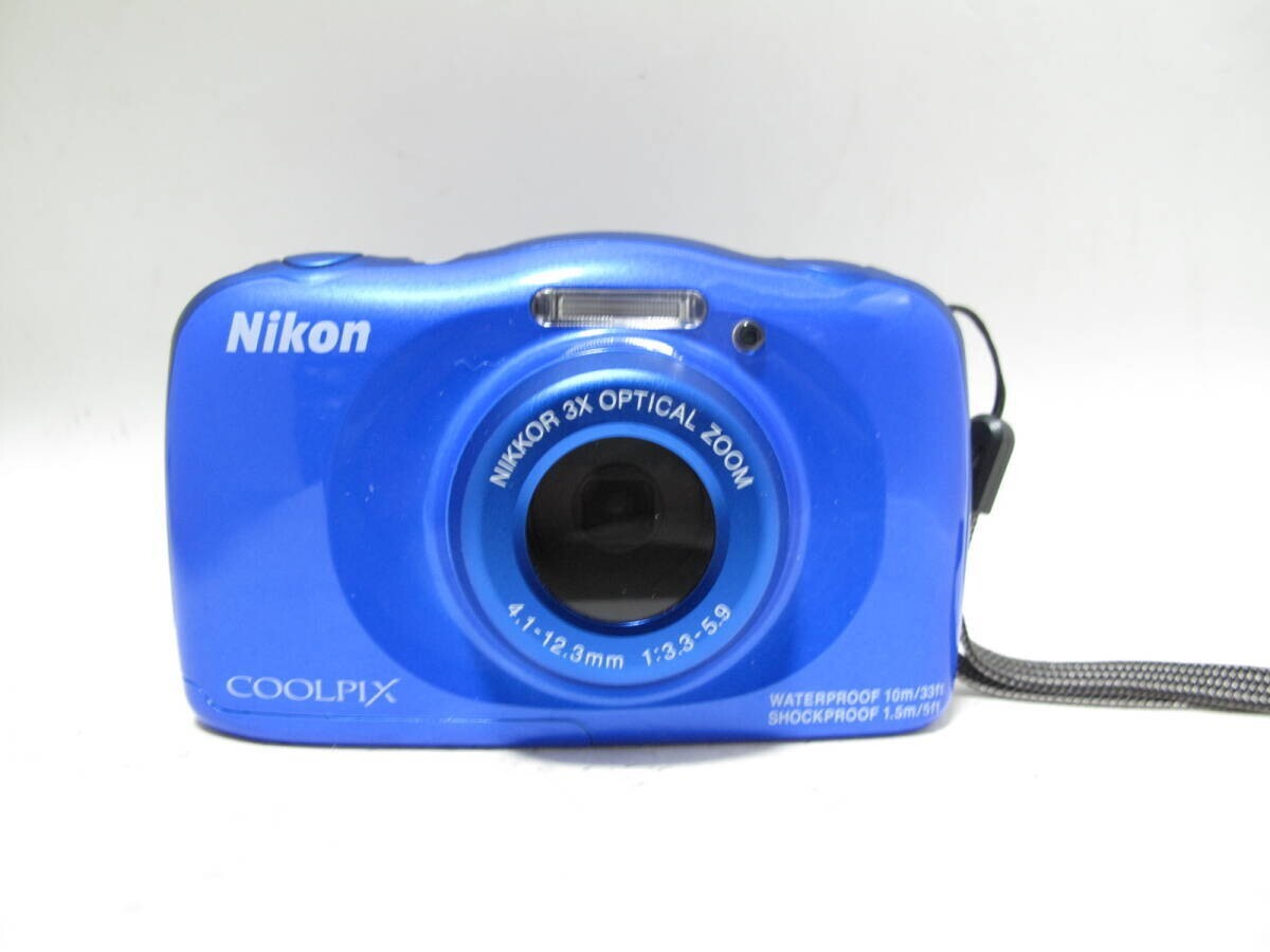 Nikon COOLPIX S33 13.2MP 3X Zoom Digital Camera Blue Waterproof