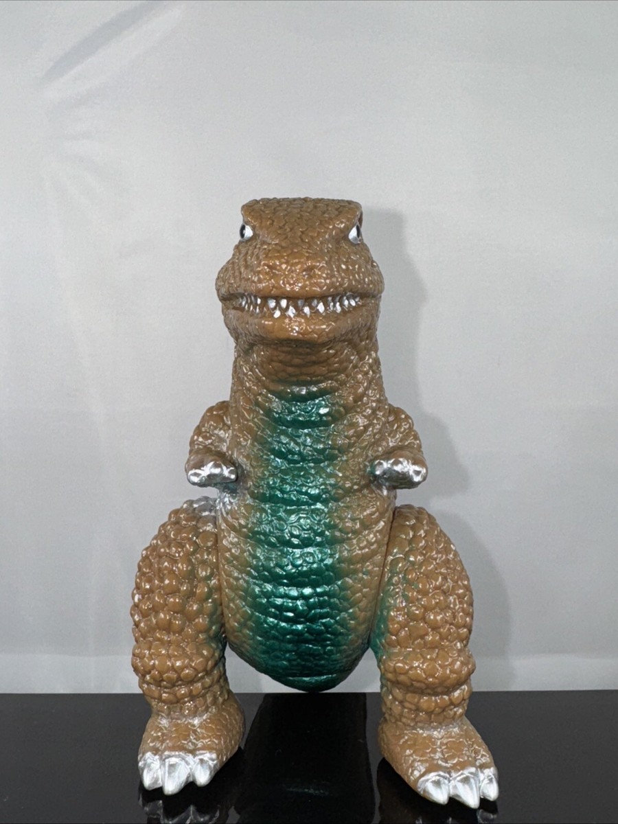 2024 SUNGUTS 5” GOROSAURUS HOBBY ROUND Japan Sofubi Godzilla