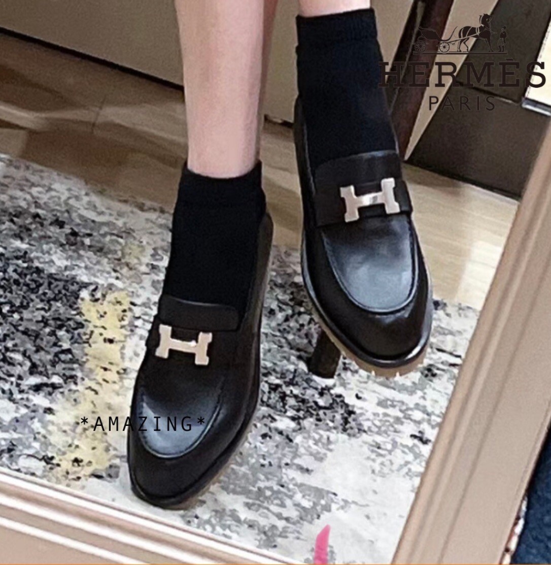 Hermesエルメスブラックレザー スクエアトゥ ミュール36.5 Hermes