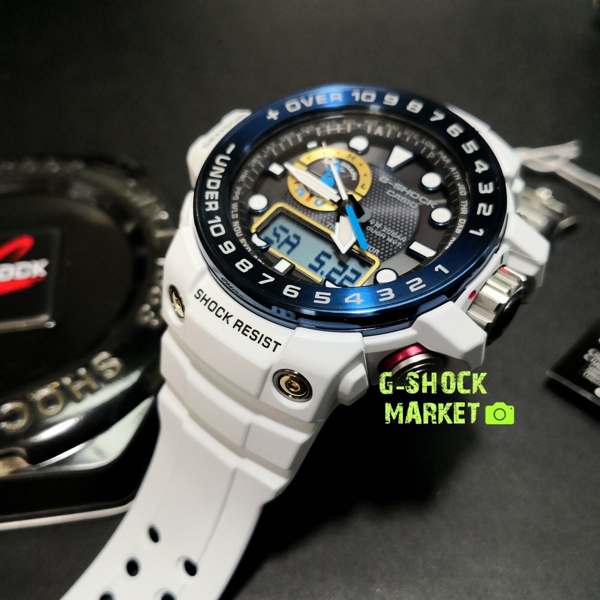 Casio G-SHOCK GULFMASTER white/Grey Multiband 6 Solar Men's Watch
