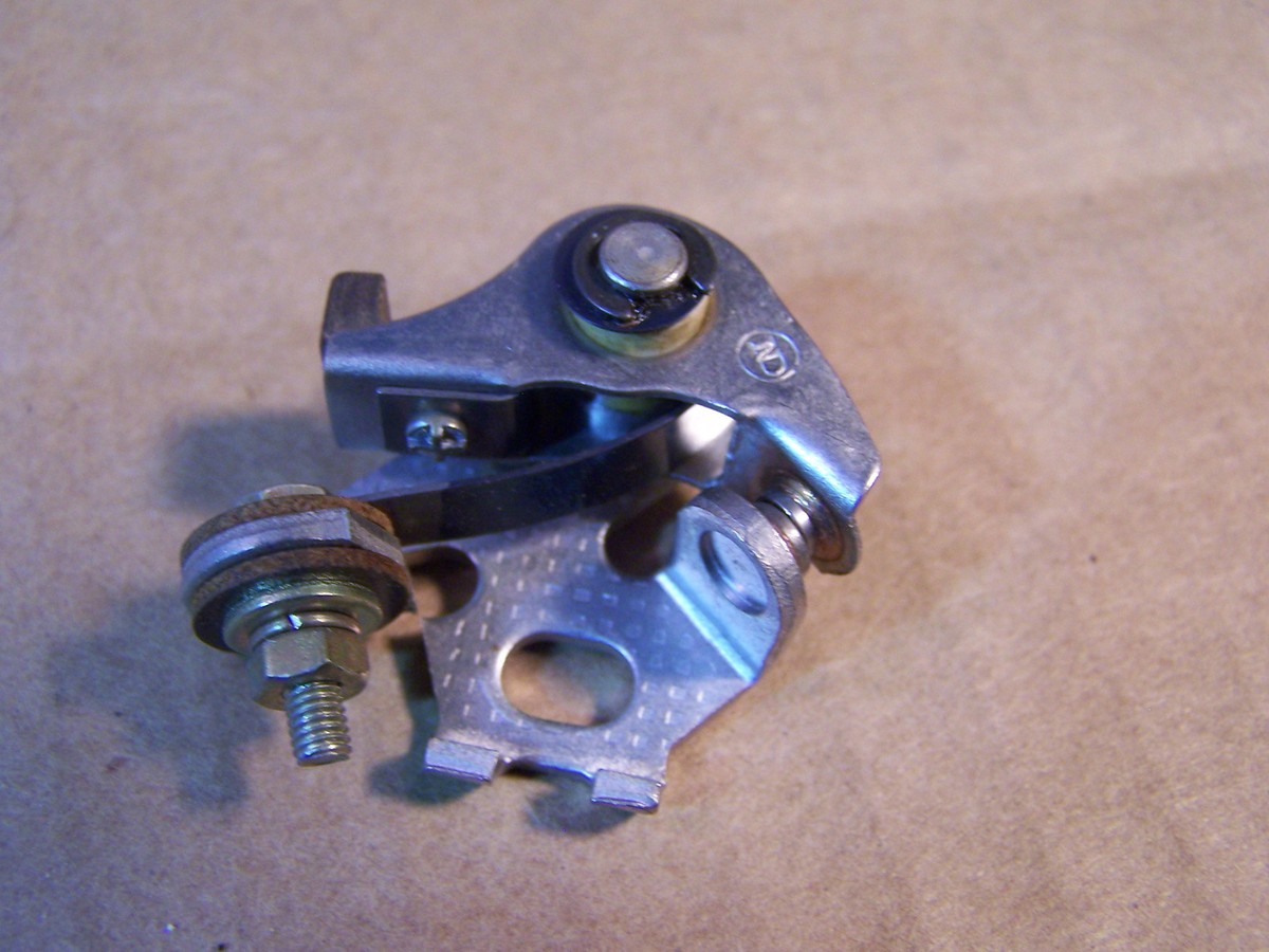 SUZUKI GS400 NEW OEM RIGHT CONTACT POINT ASSY GS 400 X 1977 33140