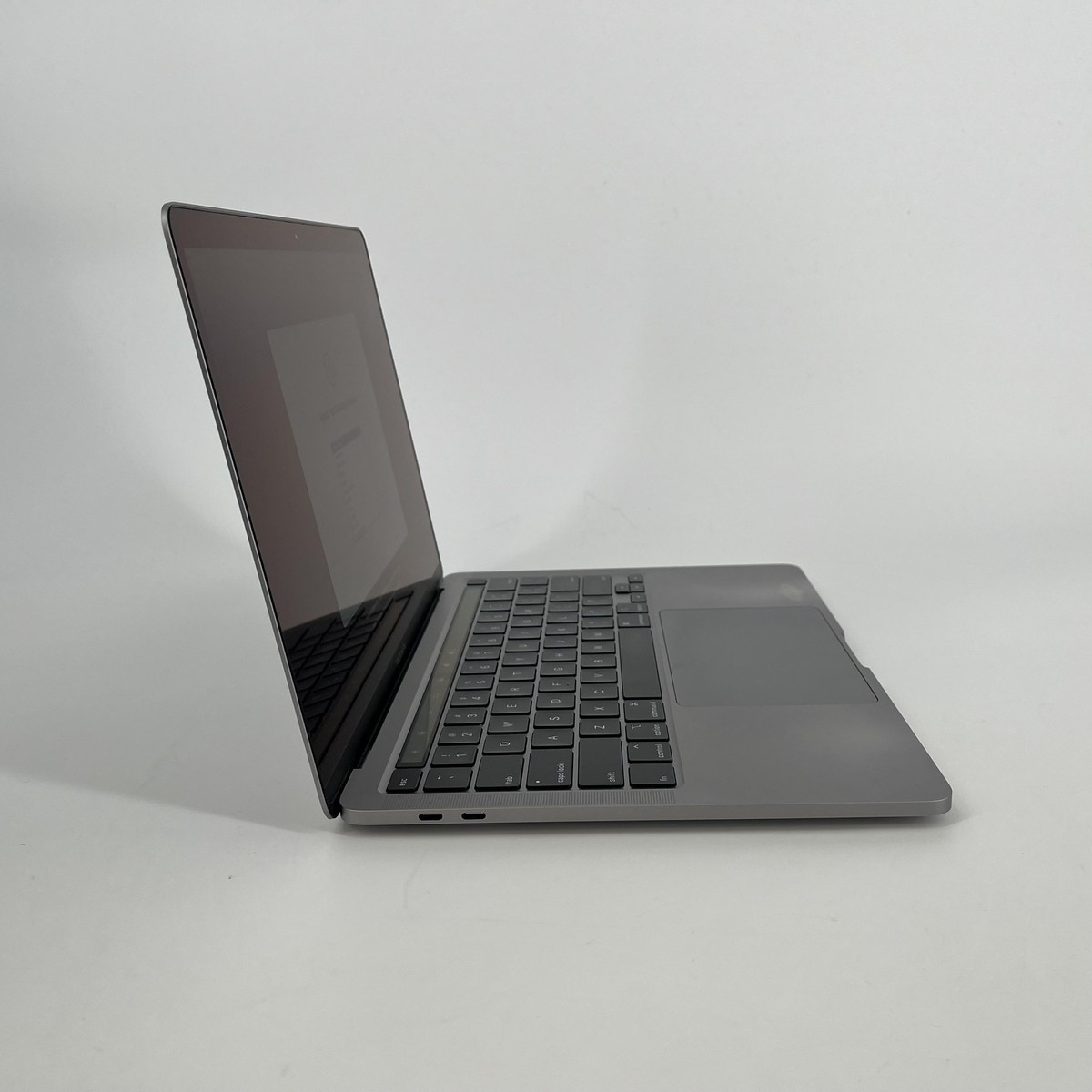 MacBook Pro 13 2020 Intel Core i5 16GB 1TB 2.0 GHz Touch Bar Space