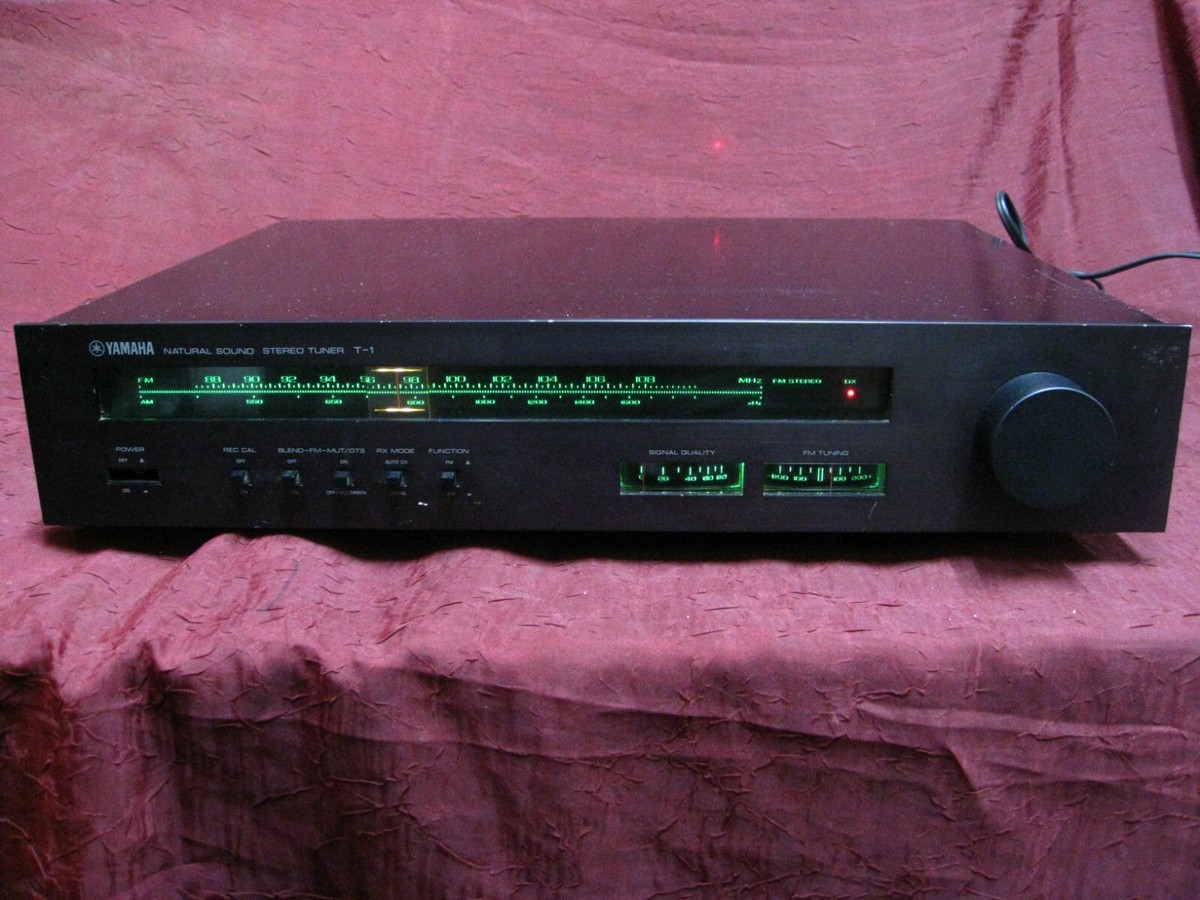 Yamaha T-1 Natural Sound AM FM Tuner Receiver Working Made in
