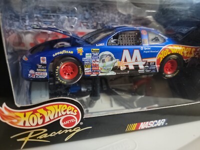 Hot Wheels Nascar #44 Toy Story 2 Buzz Lightyear 1:24 | eBay