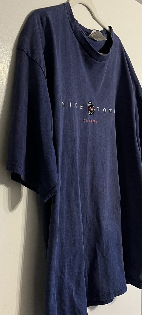 Nike Vintage (90s) Nike Town Chicago - White Tag Made In USA Shirt