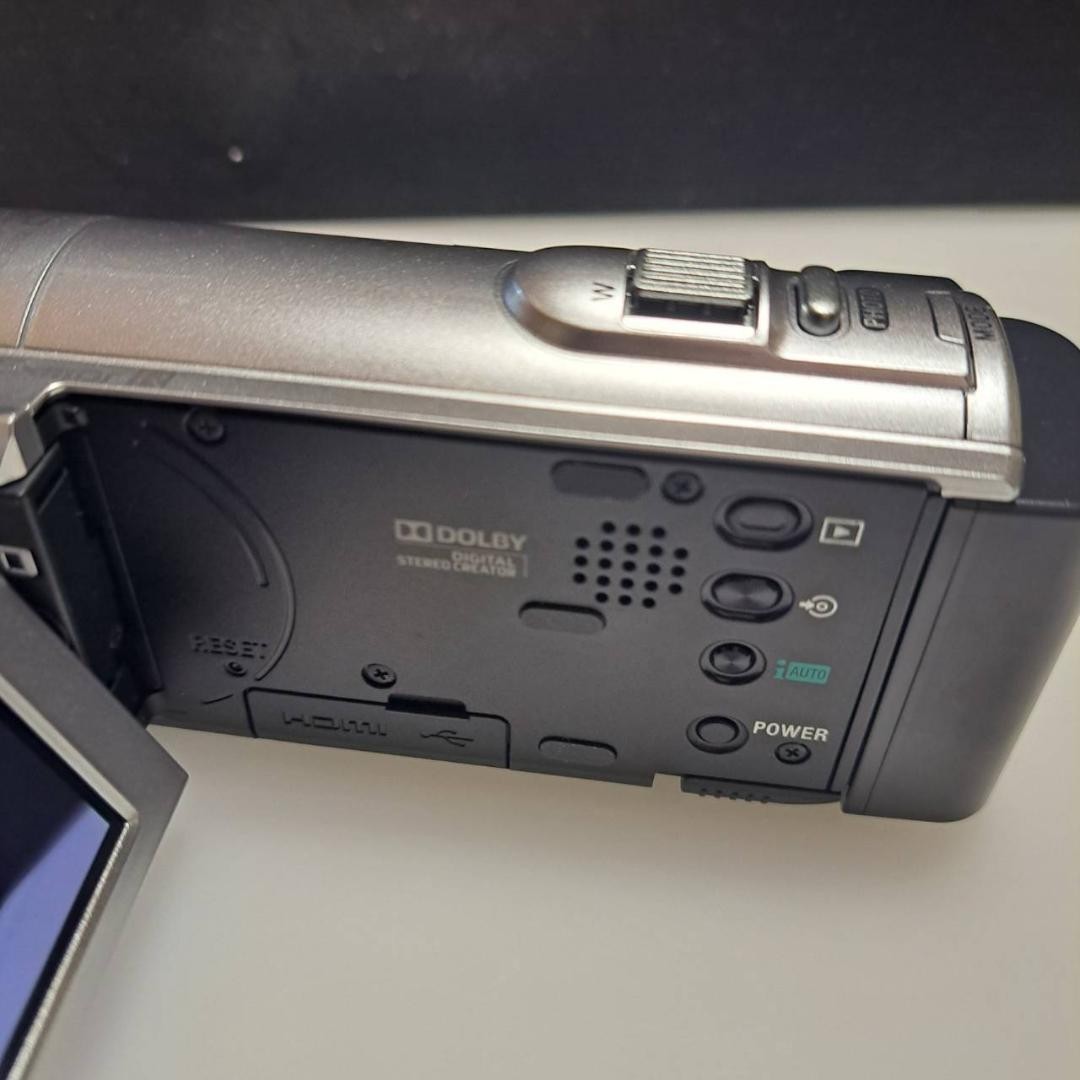 Sony HDR-CX170 Handycam Camcorder HD Digital Video Camera Silver