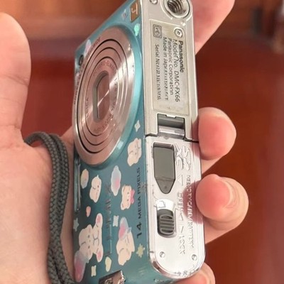 Panasonic LUMIX DMC-FX66 Digital Camera 14.5 MP 5x Optical Zoom AF