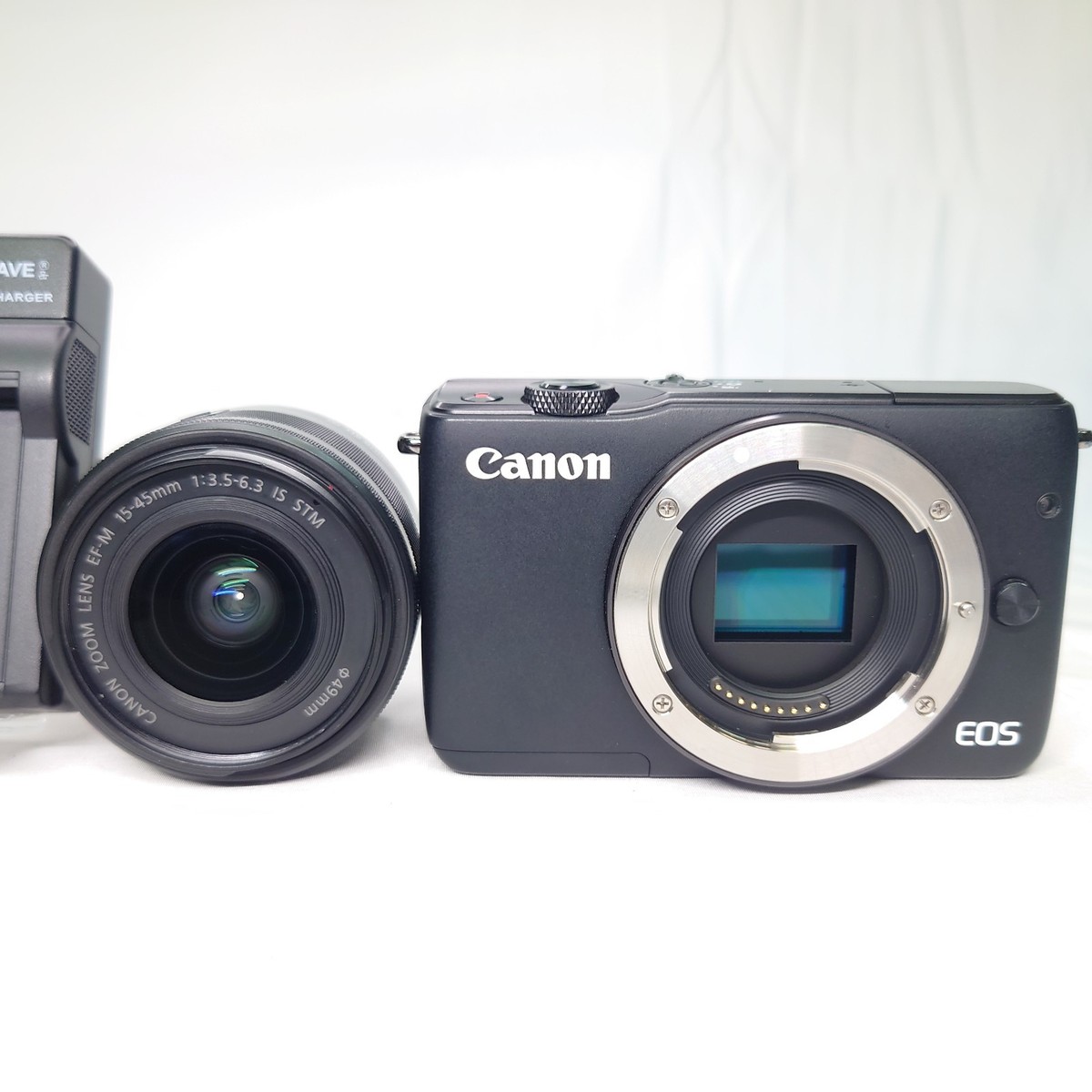 N.MINT] Canon EOS M10 18.0MP camera - Black EF-M 15-45mm IS STM