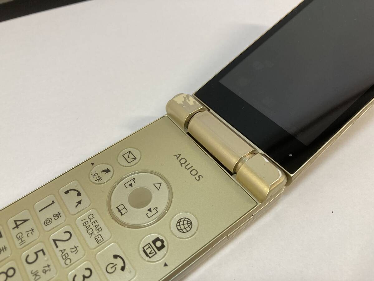 SHARP AQUOS Keitai 601SH Softbank Unlocked 4G Android Flip phone