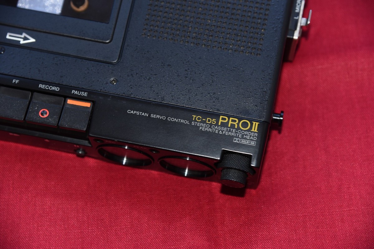 ポータブルプレーヤー SONY TC-D5 PRO ポータブルプレーヤー SONY TC