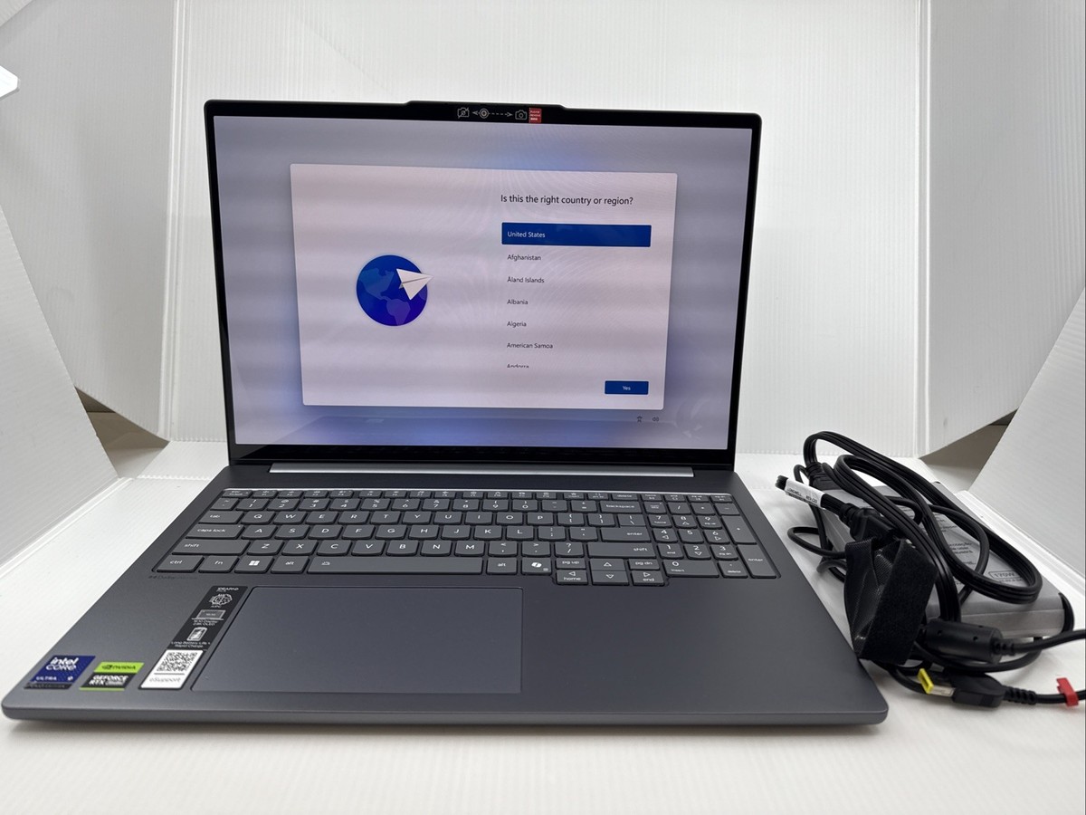 Lenovo IdeaPad Pro 5i OELD Laptop Intel Core Ultra 9 285H RTX 5050