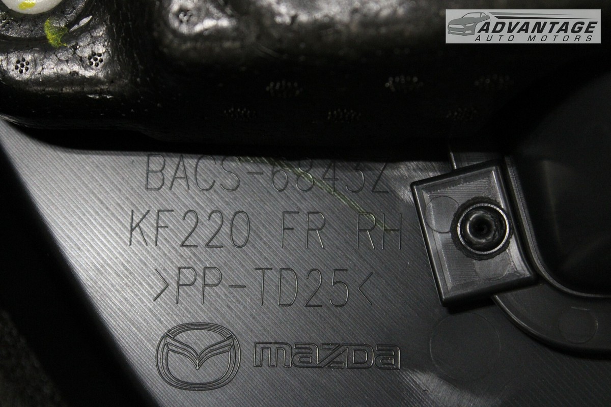 2016-2018 MAZDA 3 FRONT RIGHT PASSENGER SIDE INTERIOR DOOR PANEL