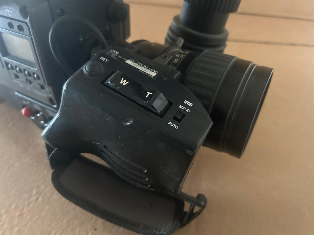 JVC GY-X1TC 3-CCD Camera With S-VHS-C Recorder | eBay